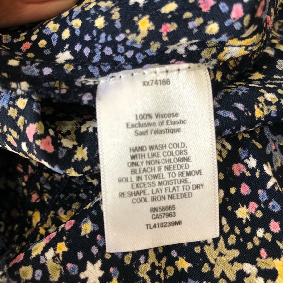 Leith Nordstrom floral peplum hem top Size Medium - Picture 7 of 9